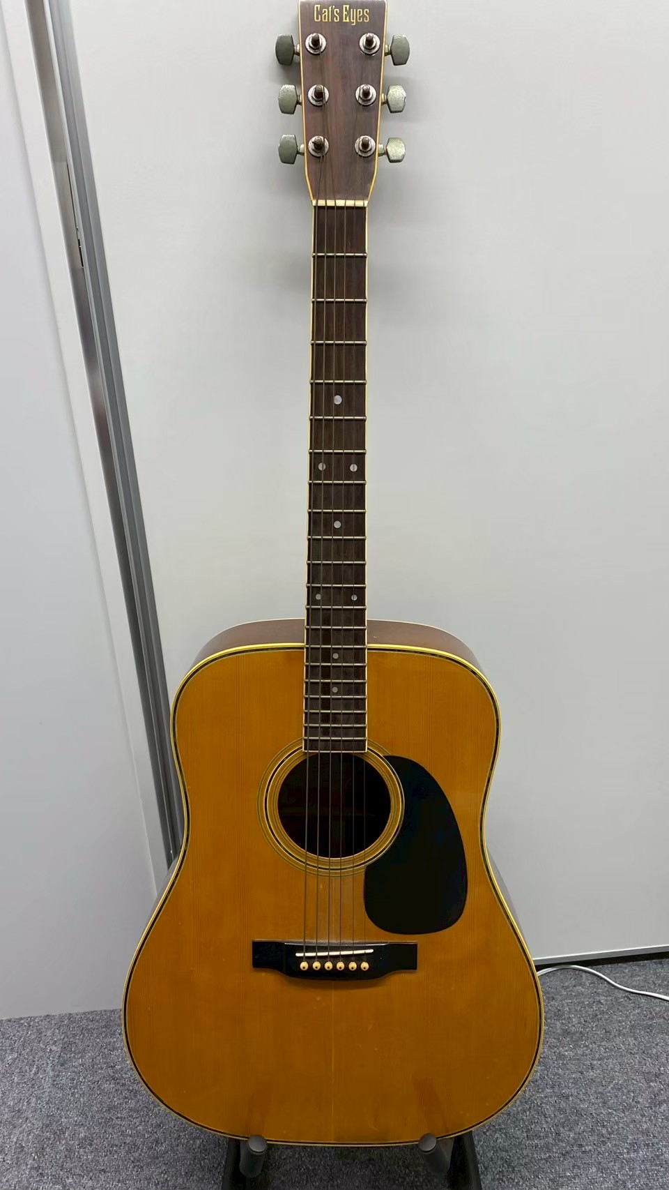 Cat's Eyes（キャッツアイ）CE-280D ギターを大阪府豊中市で出張買取