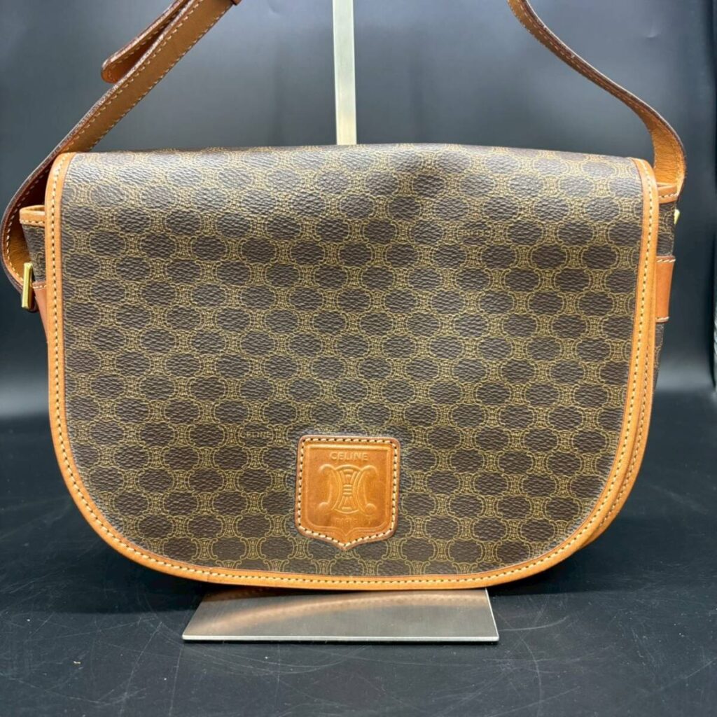 兵庫県姫路市で出張買取したCELINE マカダム ハーフムーンショルダーバッグ